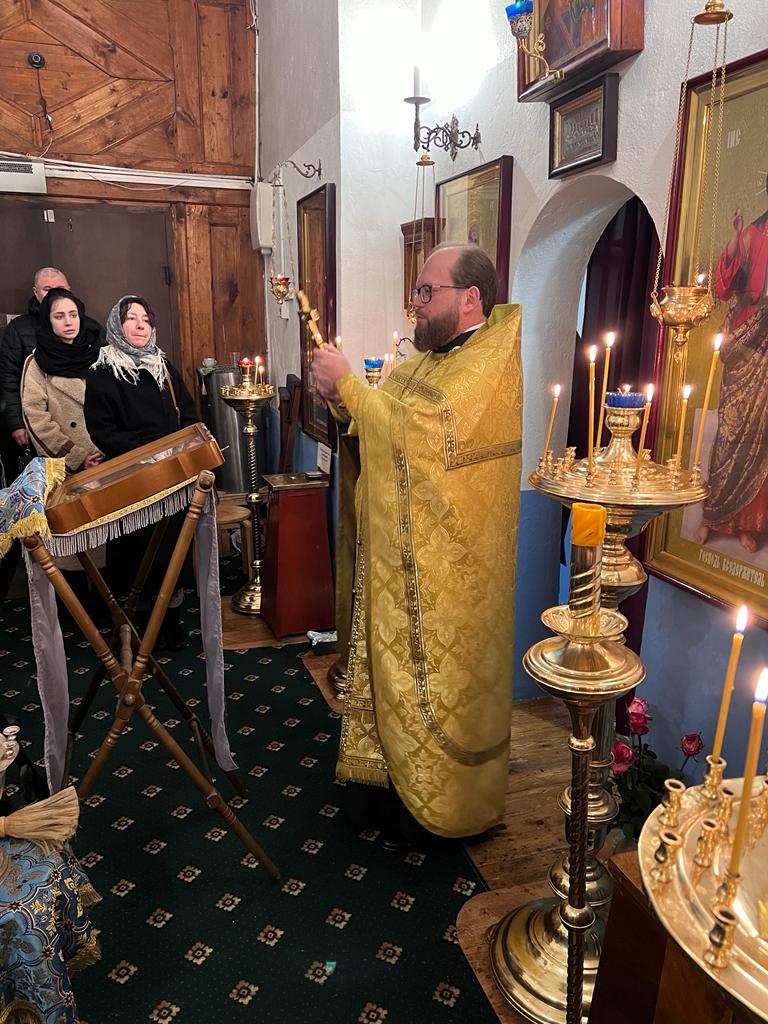 Новогодний молебен в колокольне бывшего Казанского Головинского монастыря 5
